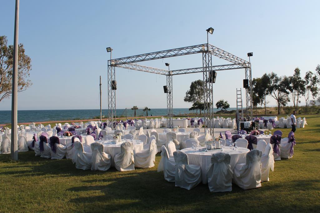 Wonasis Resort & Aqua Hotel Kargipinari Екстериор снимка