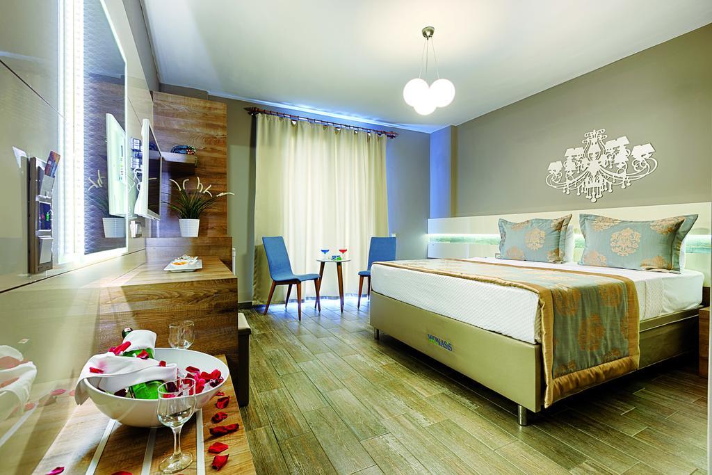 Wonasis Resort & Aqua Hotel Kargipinari Стая снимка